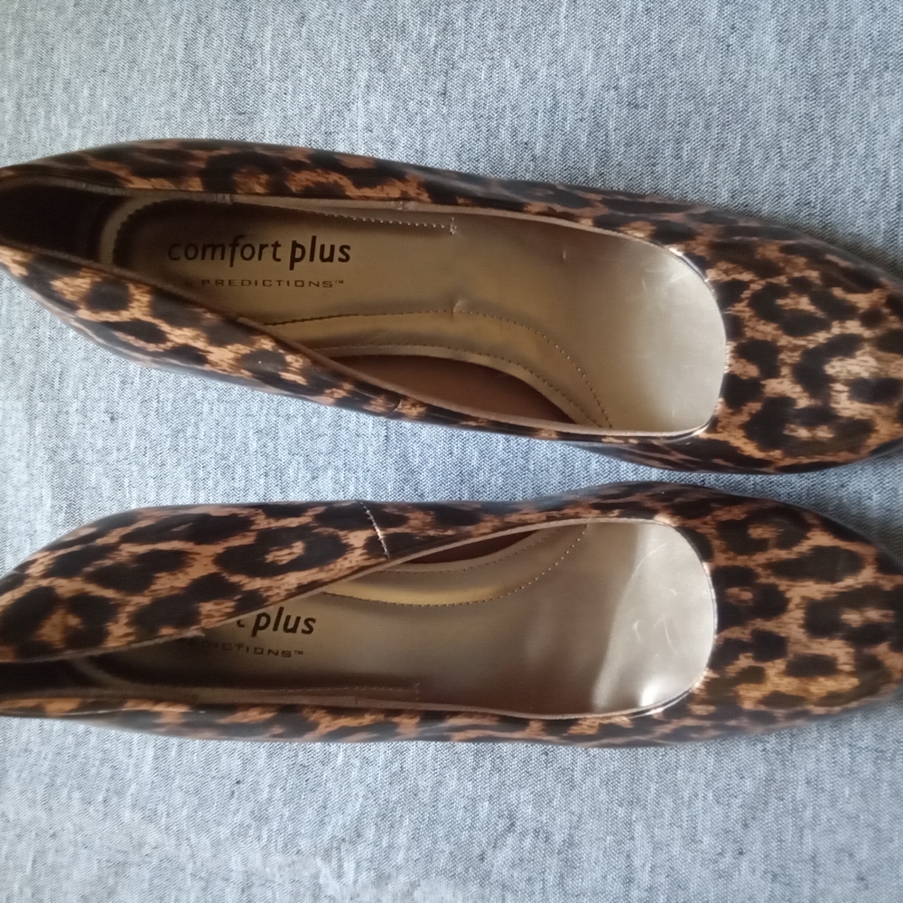 comfort plus by Predictions Leopard Print Women's Heels - Picture 2 of 3